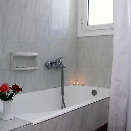 Scorpios Hotel 2*