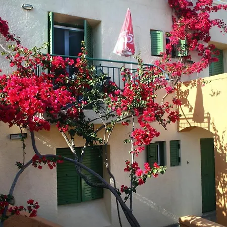 Scorpios Hotel